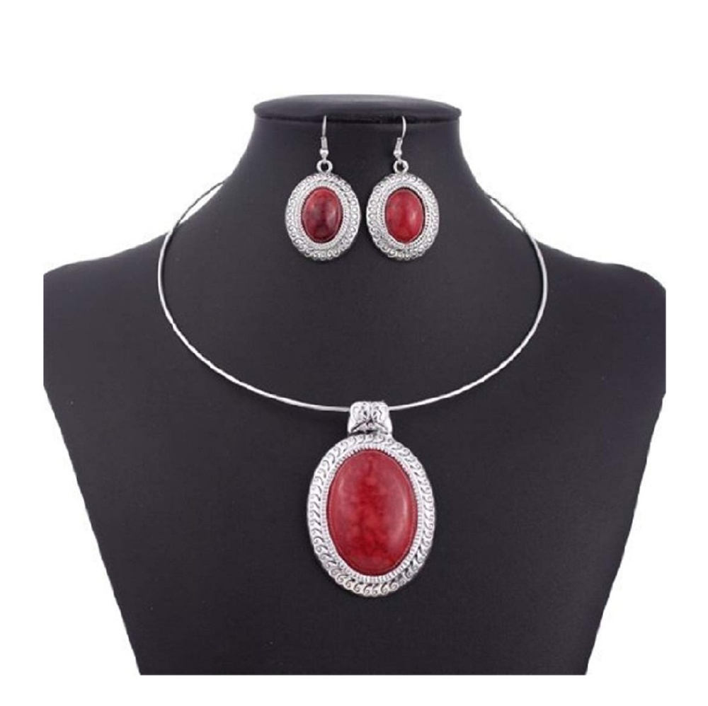 Set of earing and necklace - Picture 1 of 3